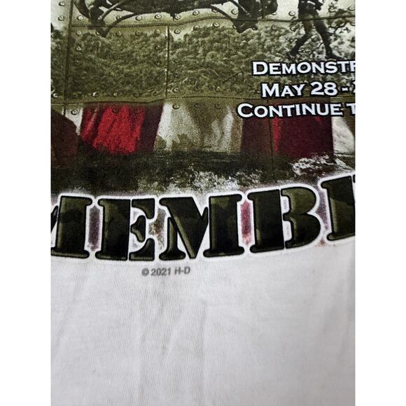 Harley Davidson Rolling To Remember Shirt Mens XL White DC Graphic Tee - Picture 3 of 9